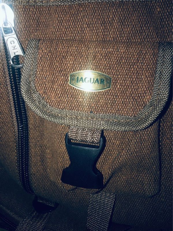 Mochila marca  jaguar