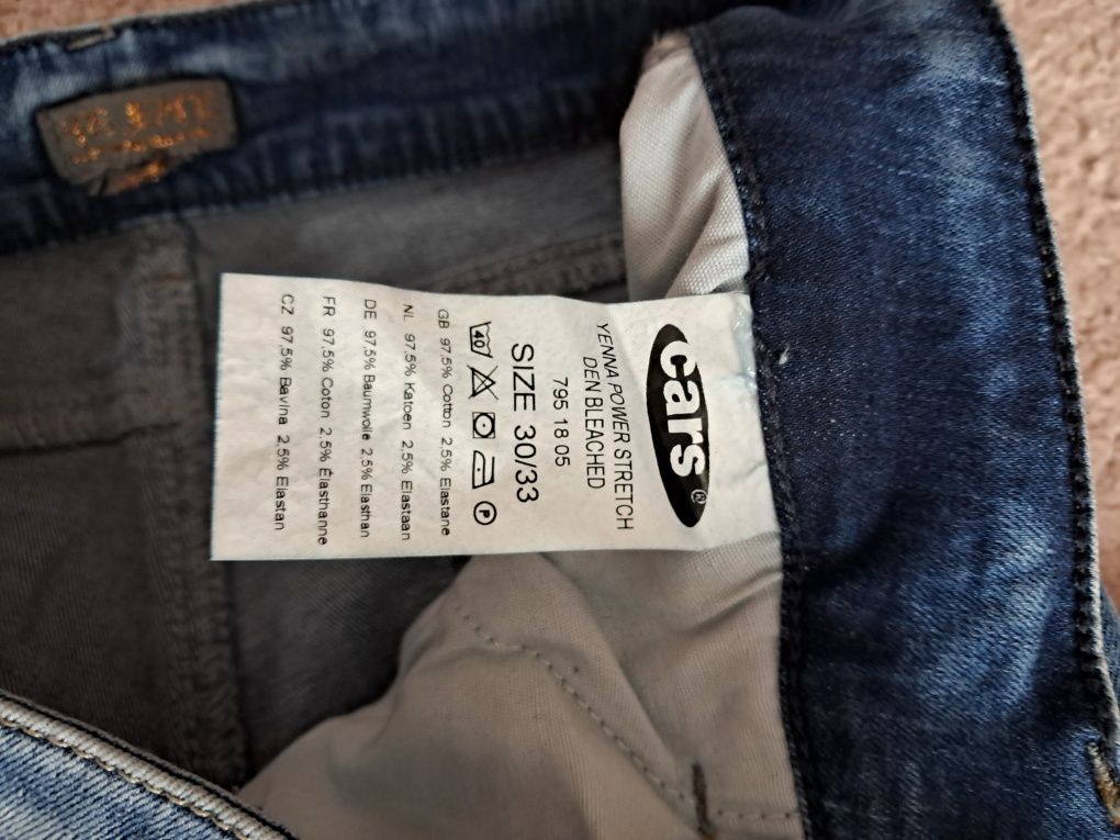 Spodnie jeansowe 30/33 nowe