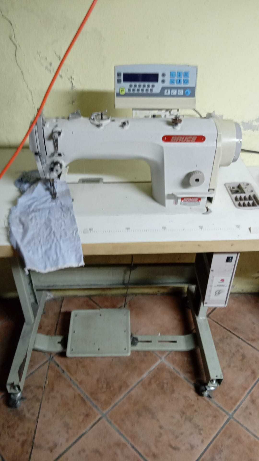 Máquinas de costura industriais