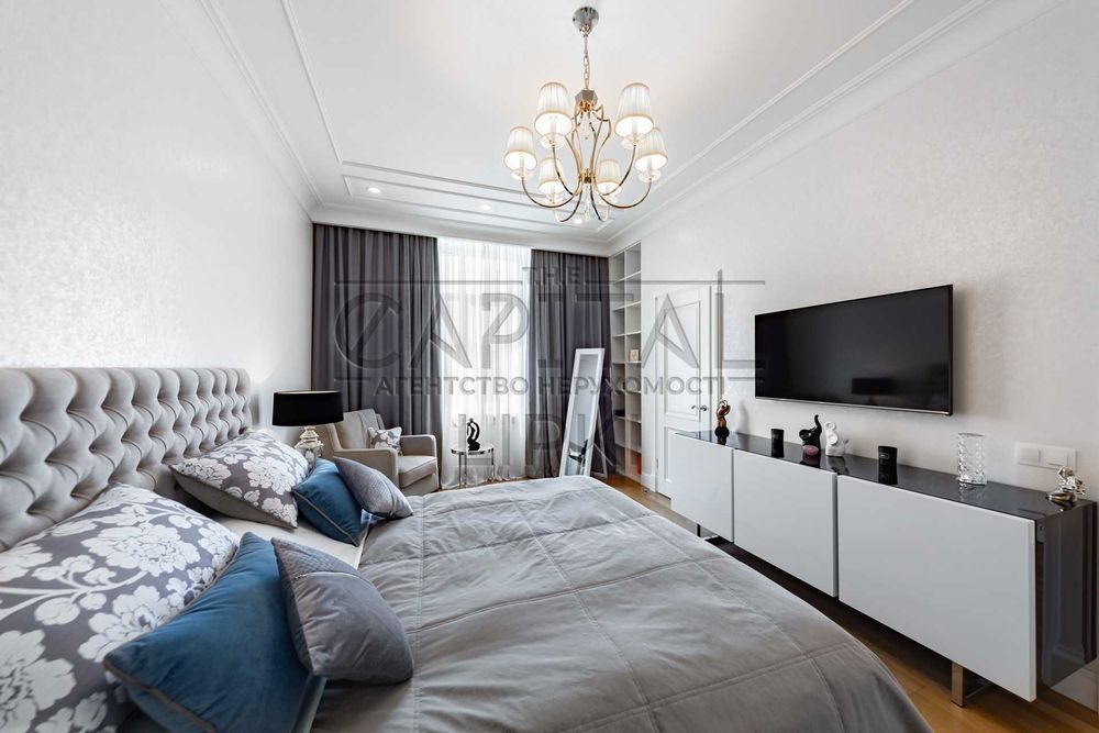 Стильна 3 кімтна з 2 спальнями + паркіпг в ціні Новопечерські Липки