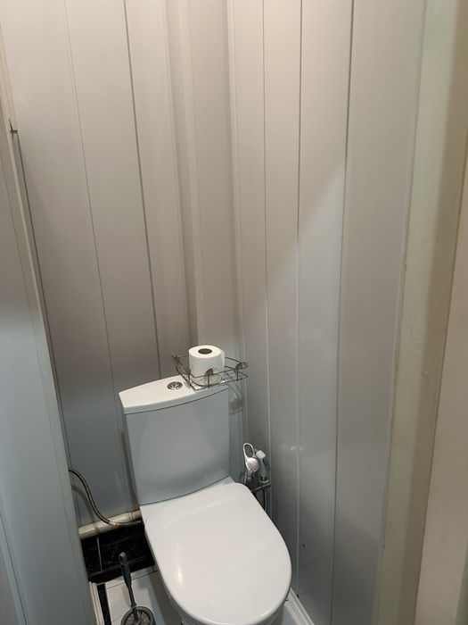 Продається 2-ох кімнатна квартира з автономним опаленням в центрі!