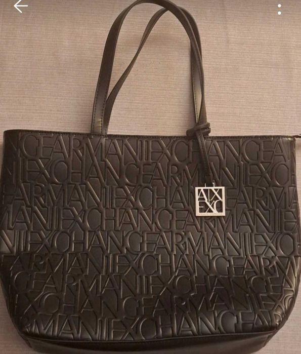 Mala Armani Exchange