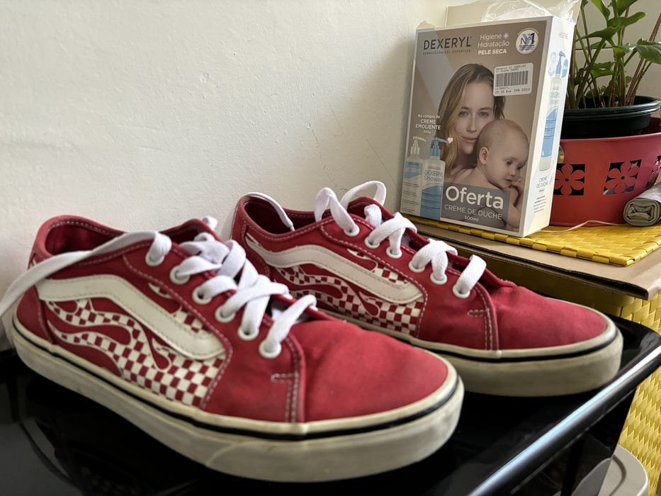 Vans vermelhos 42