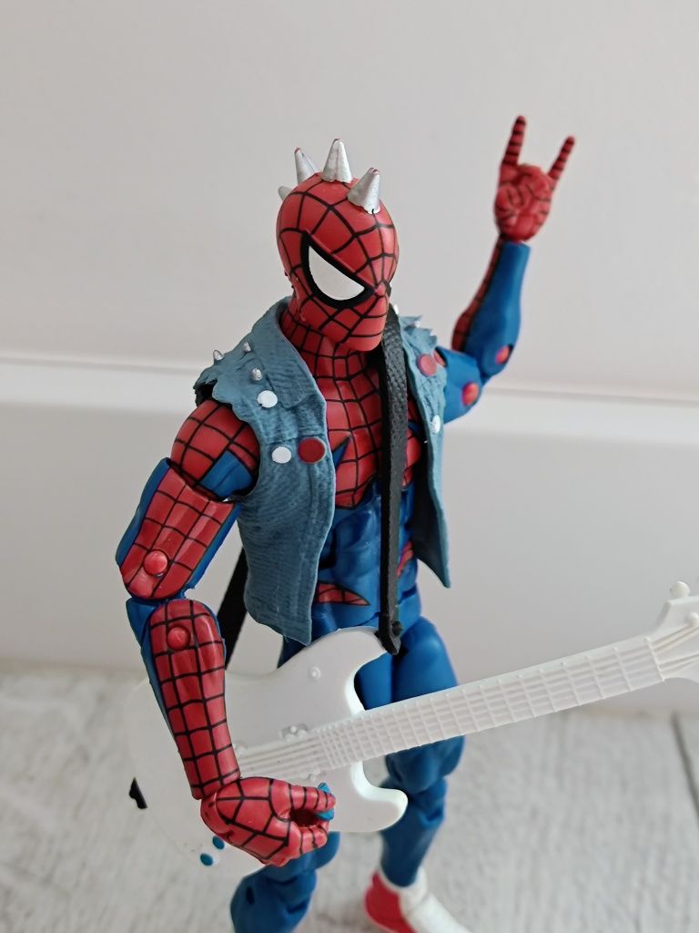 SpiderMan Punk Marvel Legends Hasbro figurka