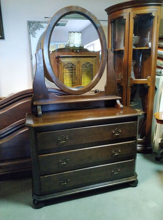 Komoda dębowa z lustrem do sypialni Lite drewno