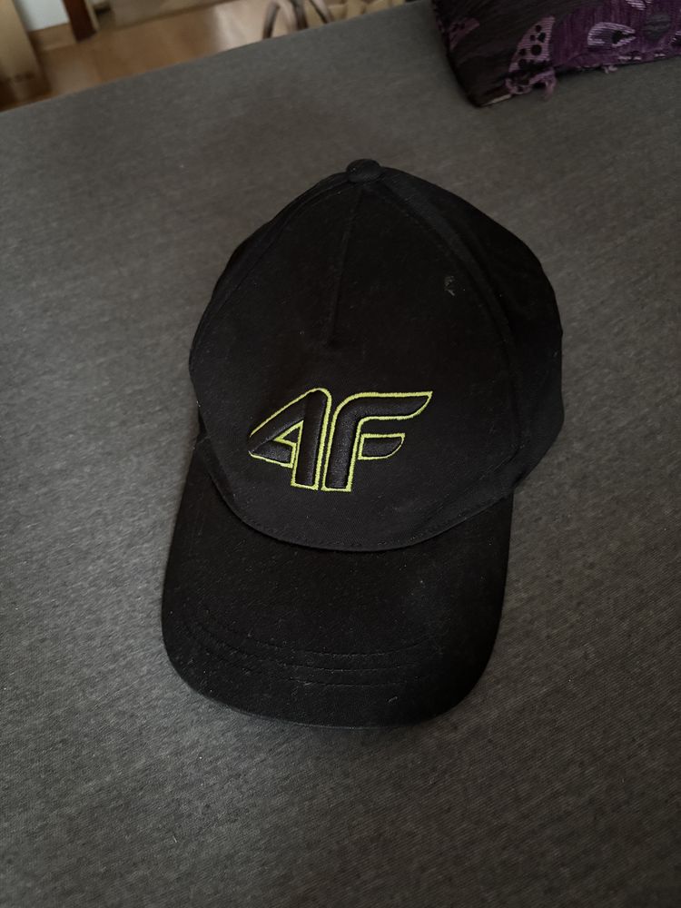 Czapka z daszkiem 4F
