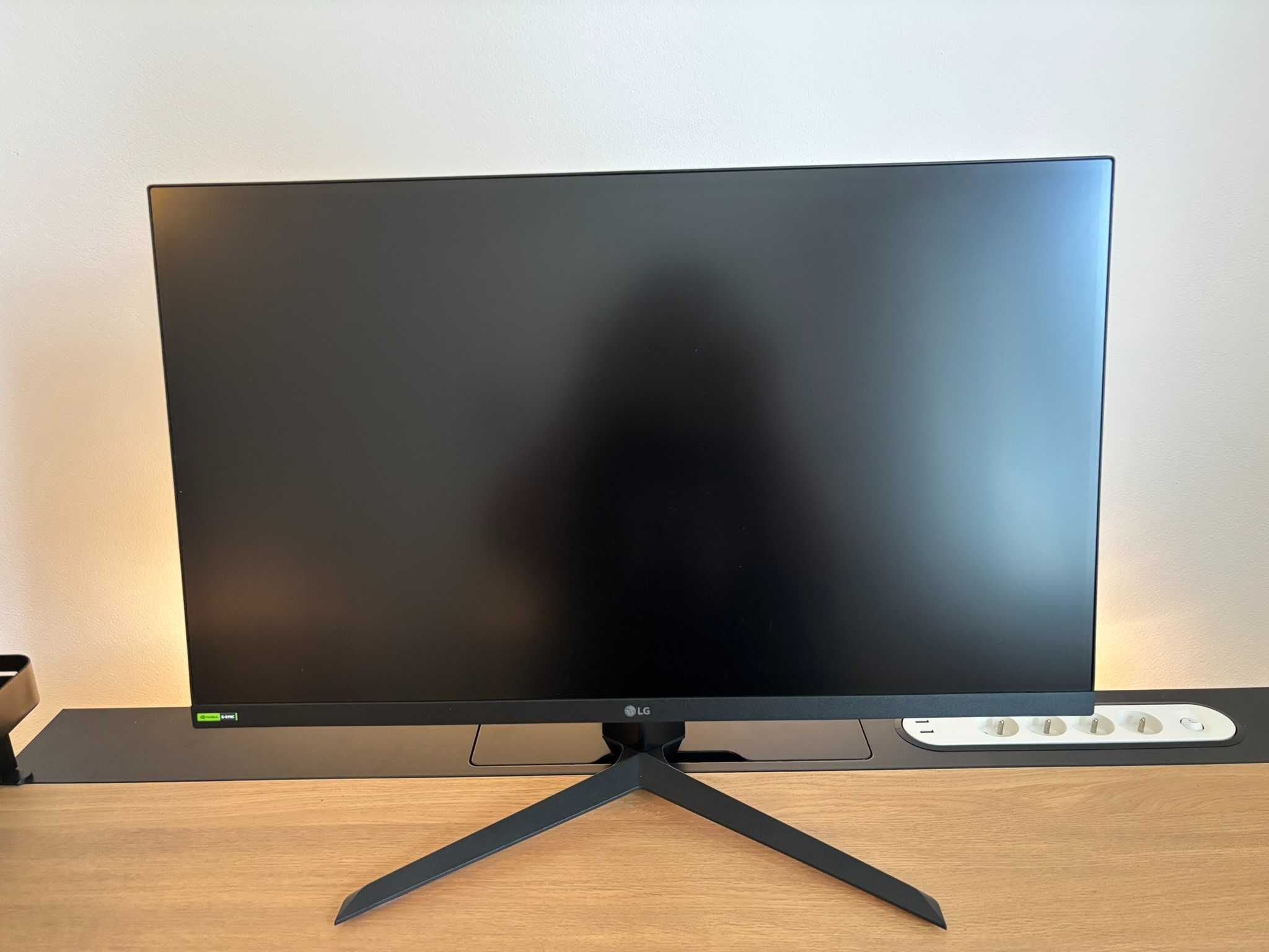 Monitor gamingowy LG UltraGear 27GP850P‑B 165 Hz, nowy bez pudełka