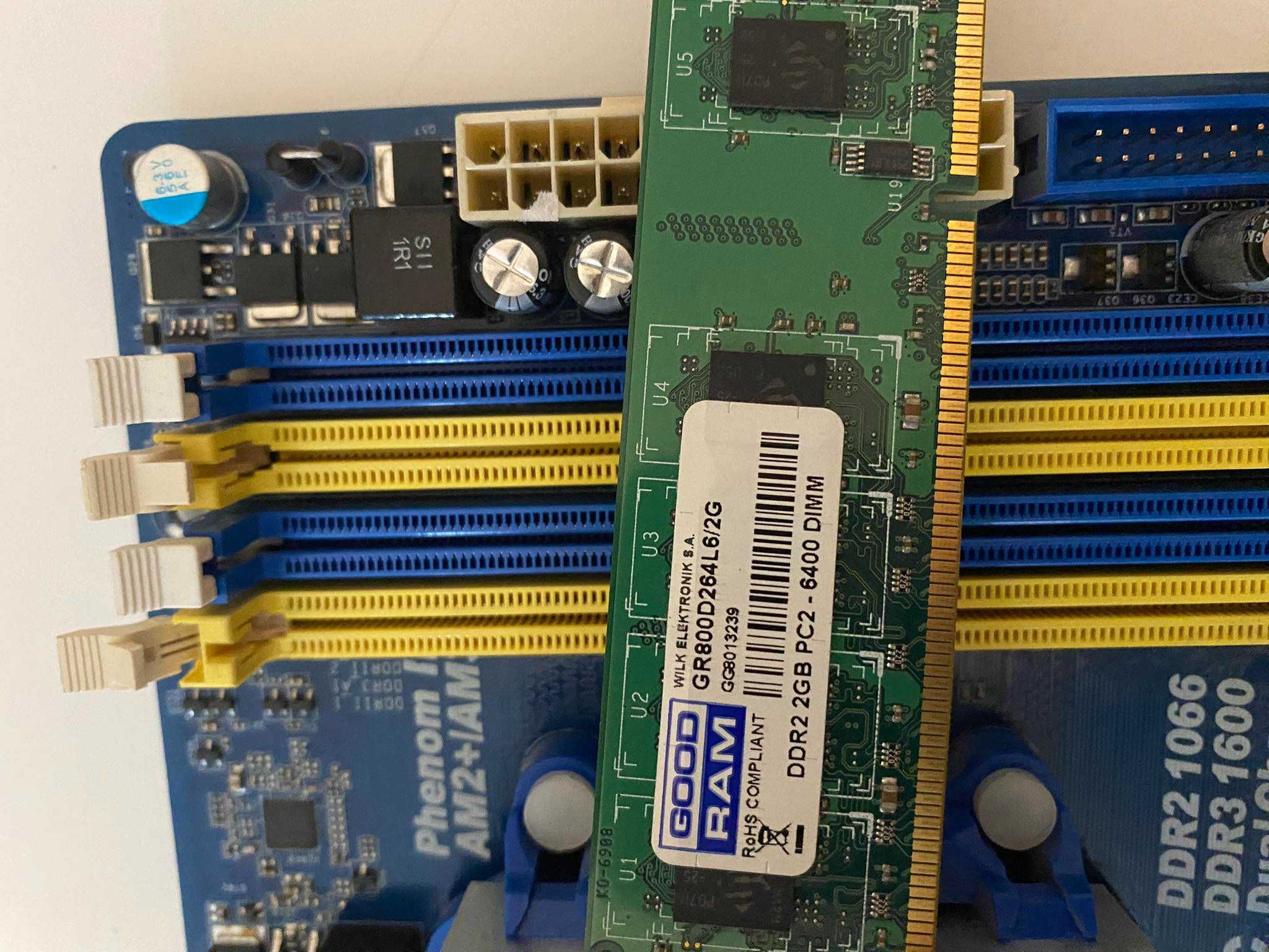 Zestaw (Płyta Główna + Procesor AMD Athlon z chłodzeniem + Pamięć RAM]