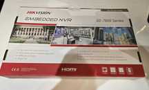 Rejstrator HIKVISION DS-7604NI-K1/4P B wideorejstrator