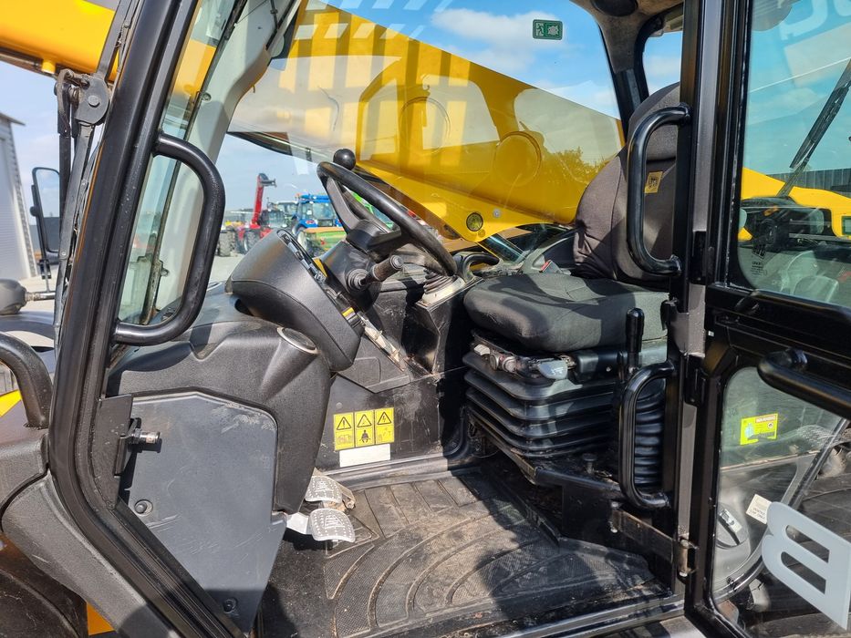 REZERWACJA Ładowarka teleskopowa JCB 541-70 AgriSuper 16r, Widły, Klim