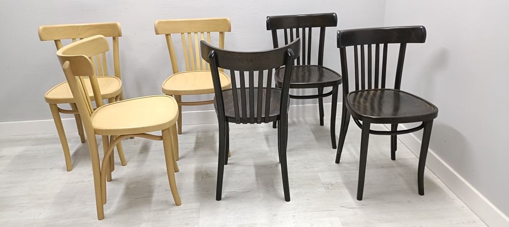 Krzesła gięte Thonet Fameg Radomsko 2 kolory 33szt nowe A 788