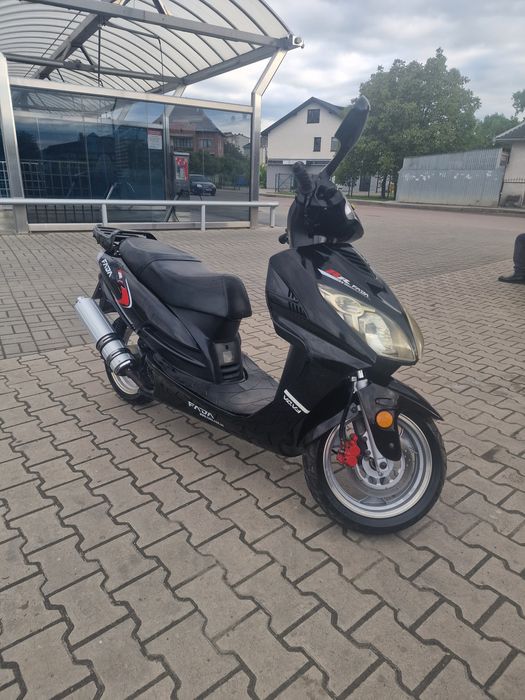 Оренда скутера потижнева