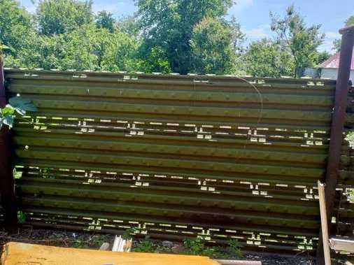 Продам листи металеві б/у (вертолітна полоса)