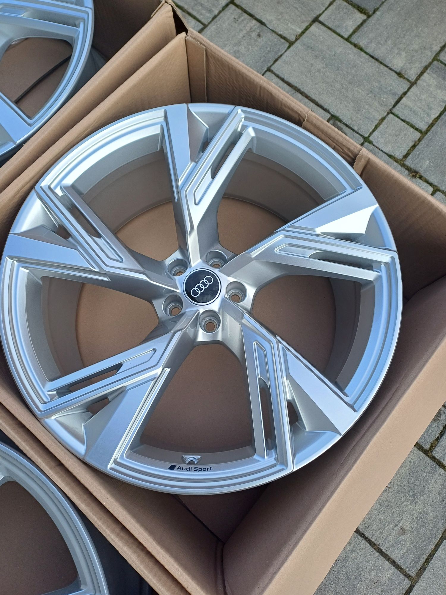 Felgi Audi Q8 Q7 Rs6 rs7 22cale Audi Sport