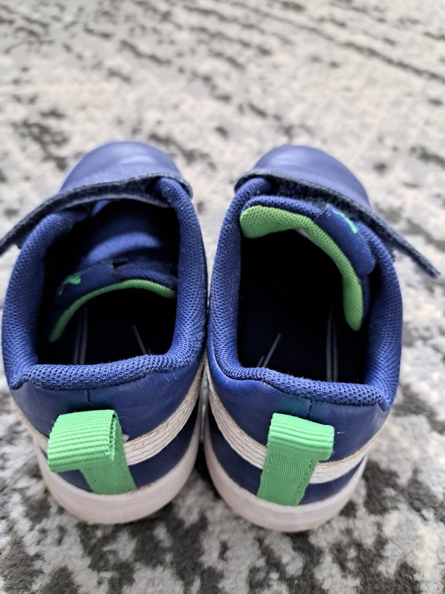 Buty sportowe dziecięce Puma 25