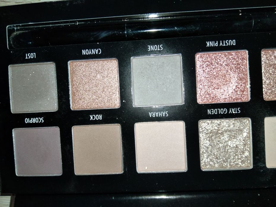 Douglas paleta cieni Desert Nudes