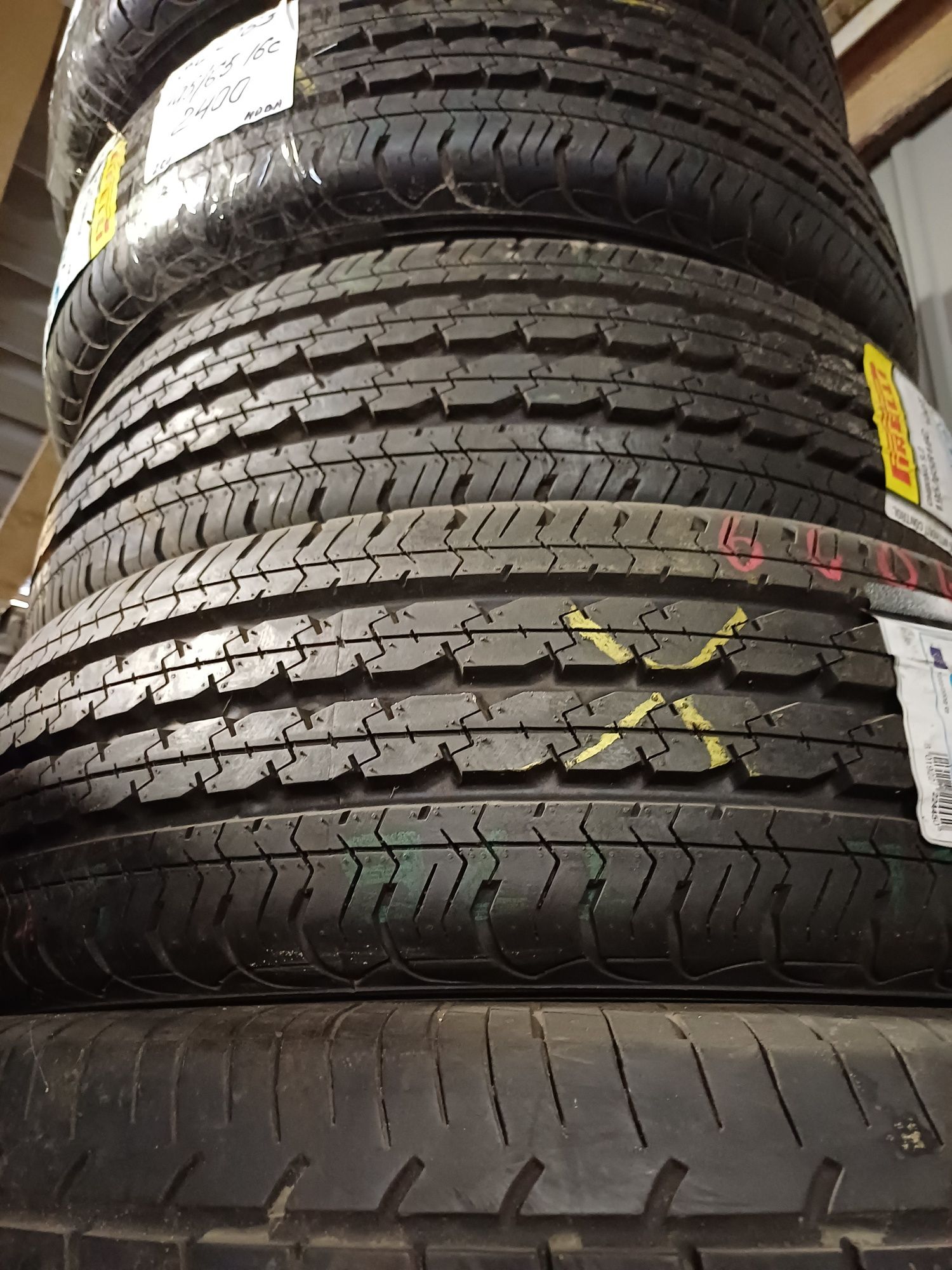 Продам летние шини 215/65 r15 C