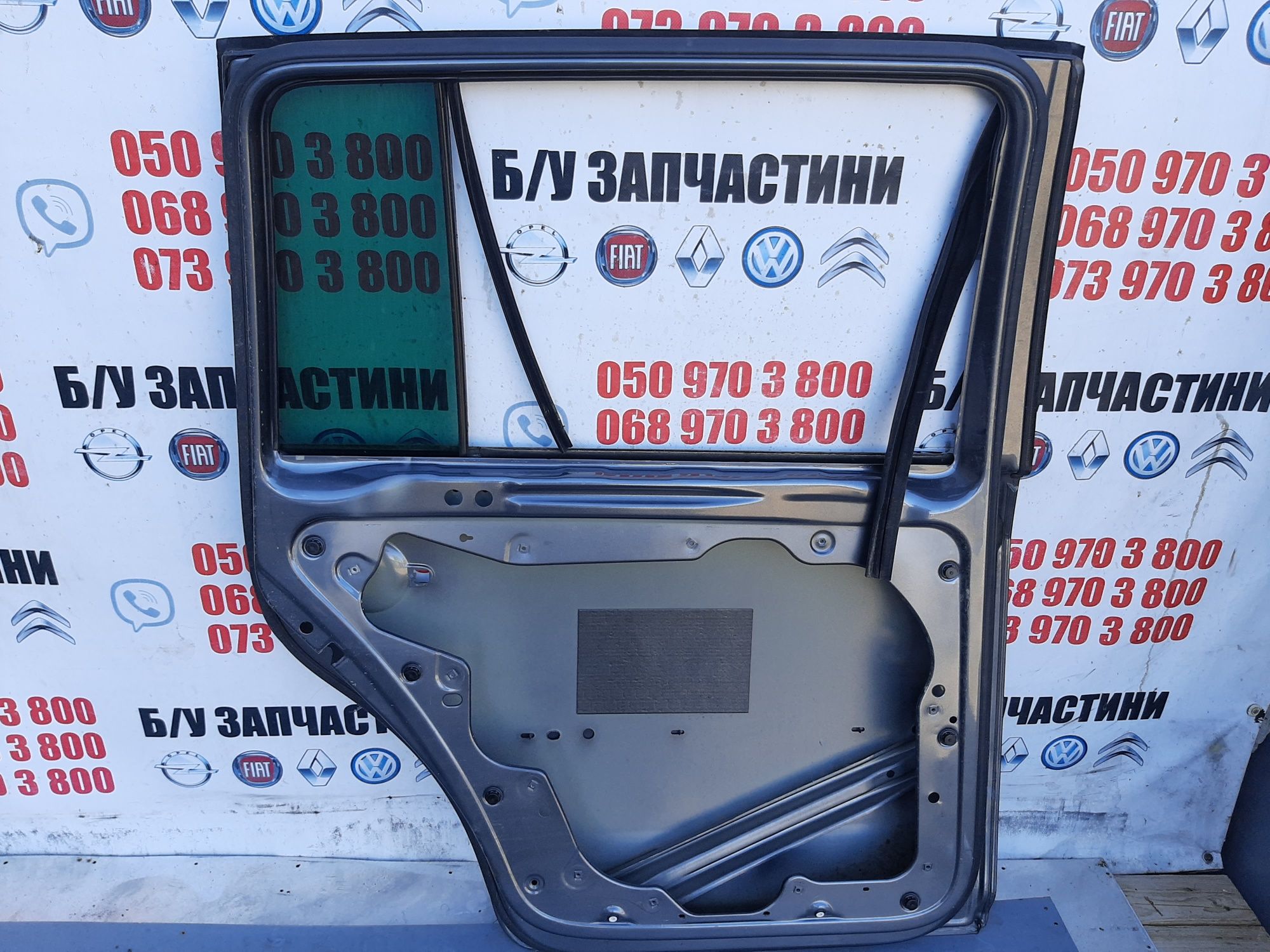 Дверка Тоуран LD7X VW TOURAN 2003-2010P