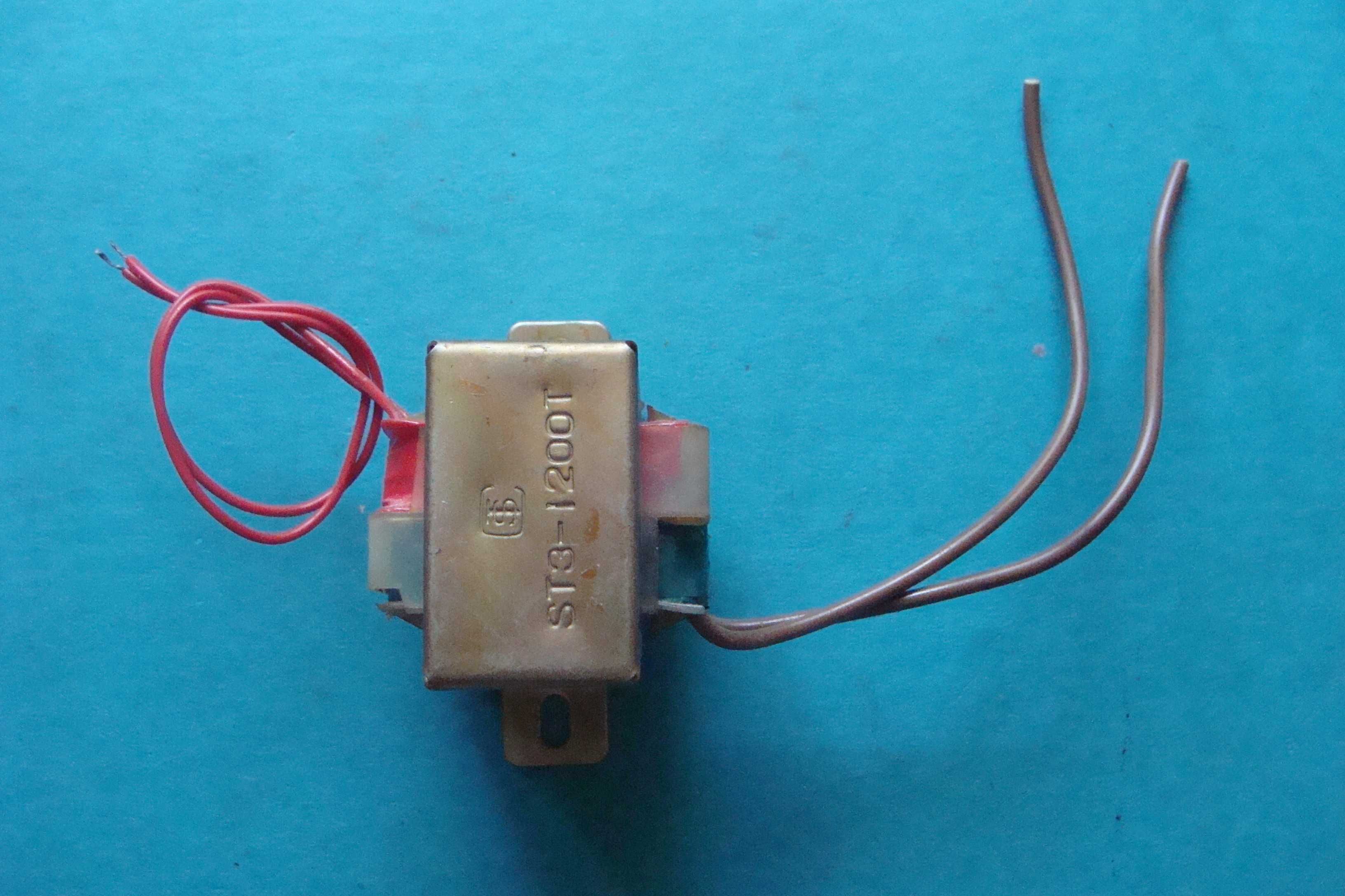 Transformator sieciowy od sprzętu RTV.. 230 / 19-19,5V typ ST3-1200T