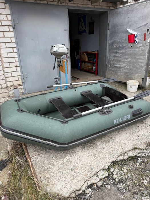Продам лодку kolibri km-260