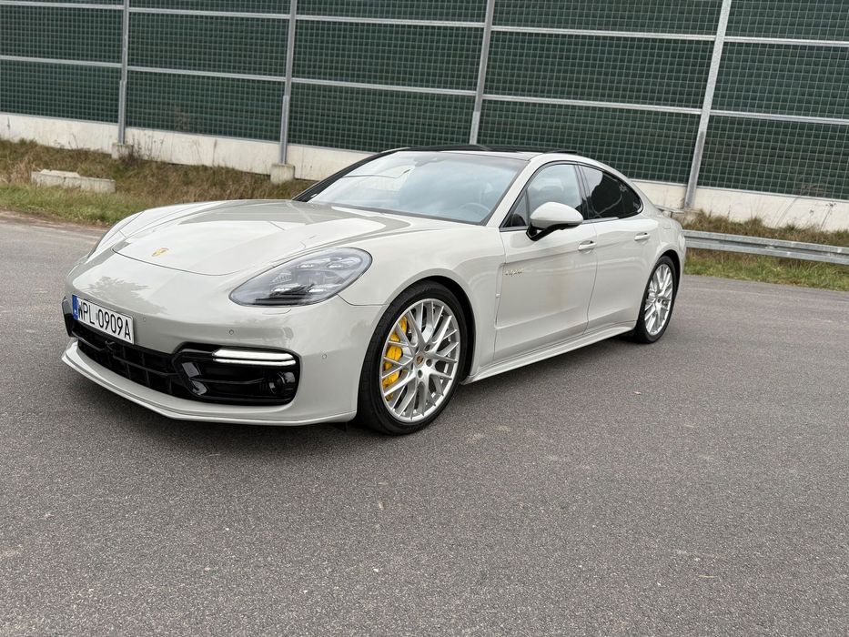Porsche Panamera Turbo s e hybrid 680 koni salon Polska nowy 1.25mln top wersja