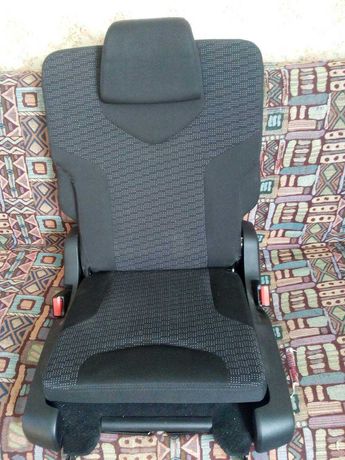 Сиденье кресло 3 ряд Пежо Peugeot 308sw