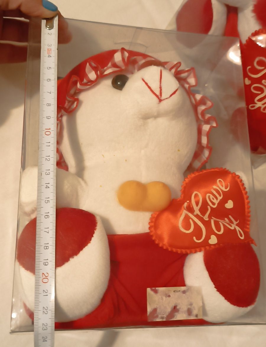 Peluches Dia dos Namorados 23 cm. Cada