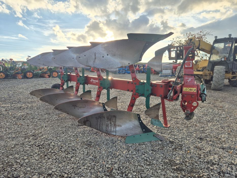 Kverneland LD 100 szerokosc 30-50cm  pług obrotowy 4skibowy vogel kuhn
