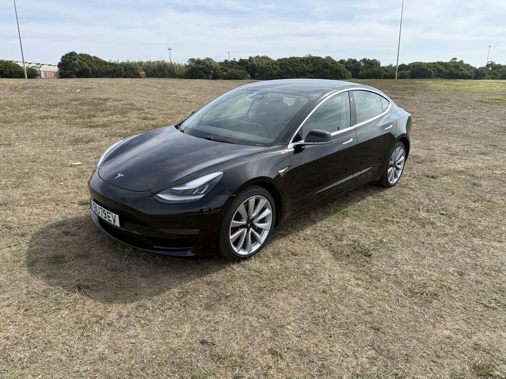 Tesla model 3 dual motor autopilot completo