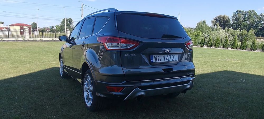 Ford Kuga Sprzedam Forda Kuga Titanium 1.5 benzyna 4x4 182km