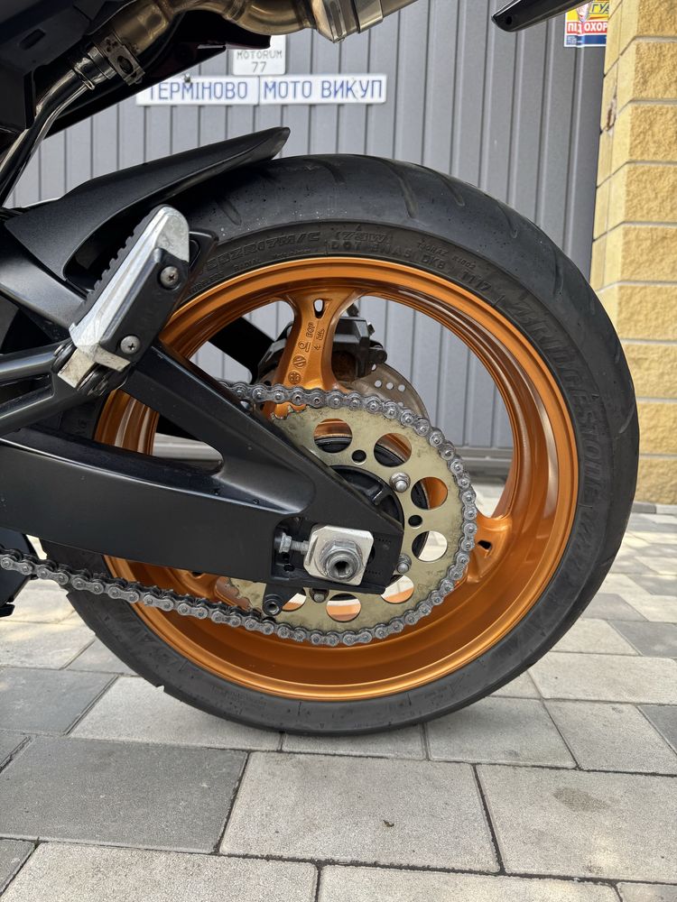 Suzuki GSR400 підготовлений доставка