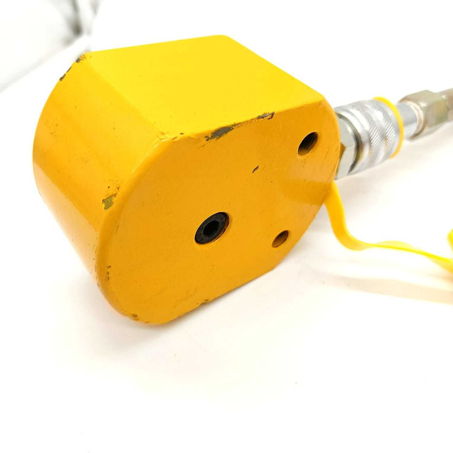 Siłownik hydrauliczny 20T + Pompa CP-180 UltraCienki, 7cm, 850W
