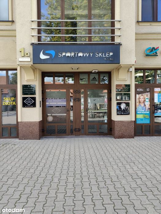 Lokal handlowo-usługowy - 148,73 m² w Centrum Pl. Juranda 1A,