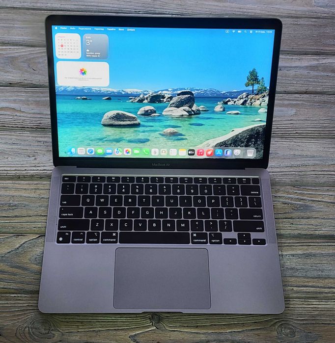 MacBook Air 13 Mid 2020 M1 16/256Gb Space - 500$ - EmojieStore