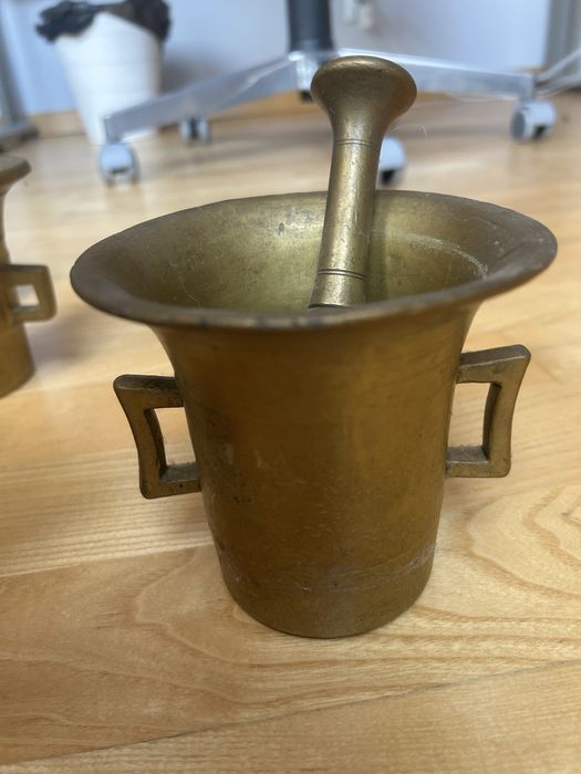 Duży Moździerz Mosiężny