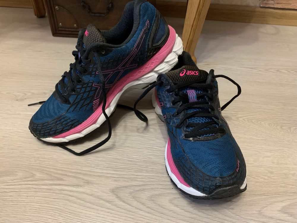 Кроссовки Asics Gel-Nimbus 17 (39.5р 25см)Original,состояние