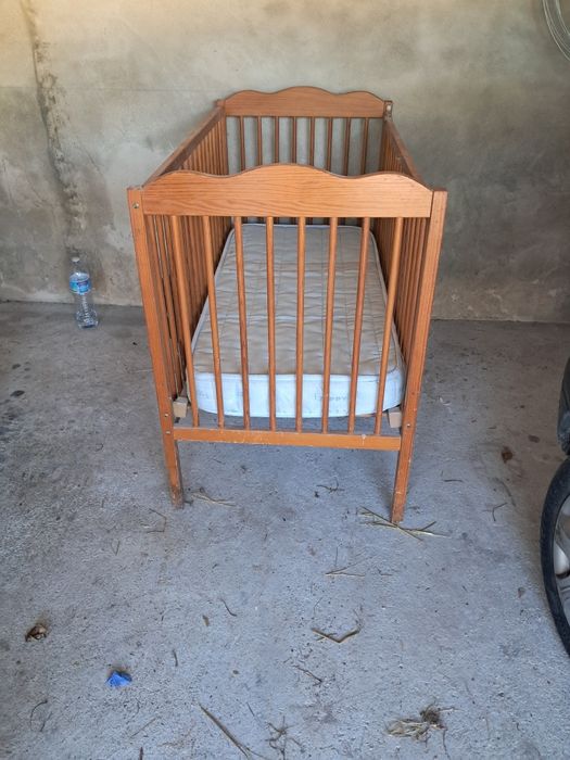 Cama + Carrinho de Bebé (CHICO)