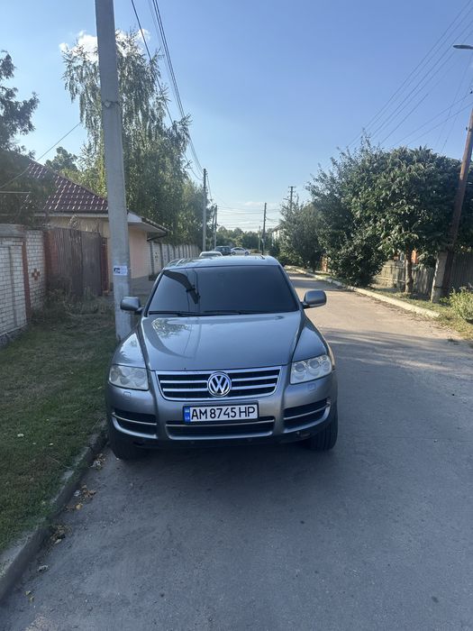 Продам Volkswagen Touareg 2.5