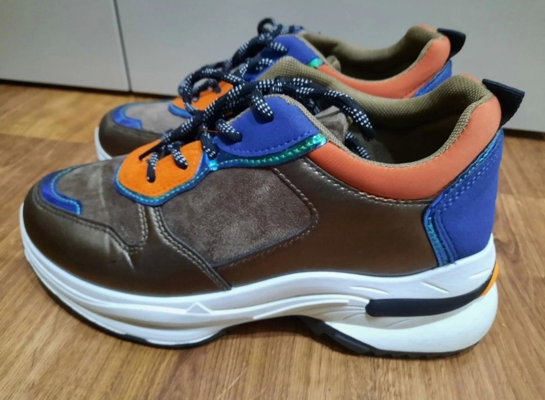 Sneakersy rozm.40