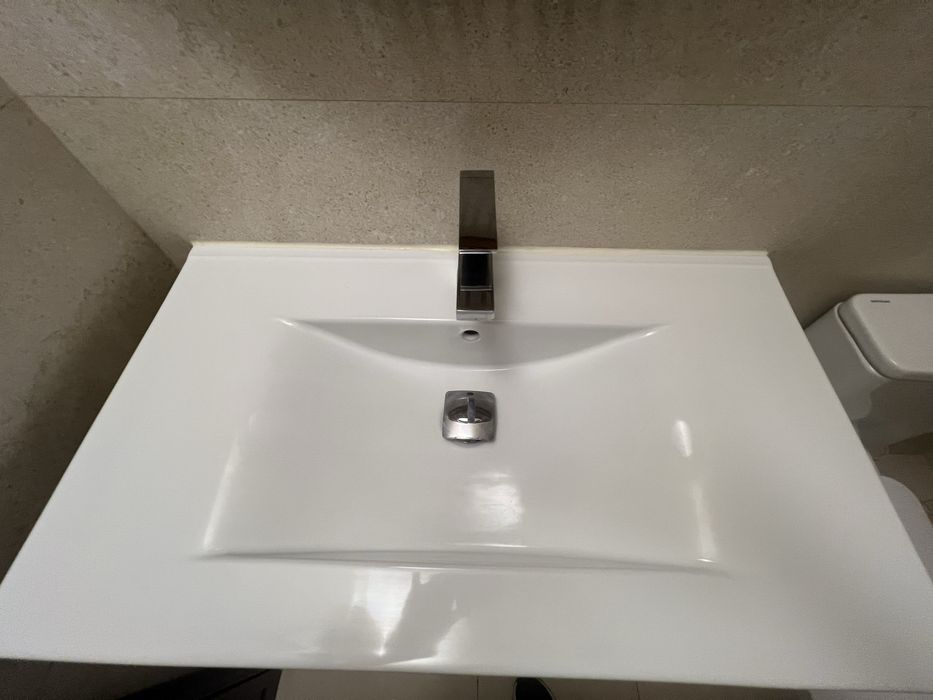 Móvel branco de wc com lavatório, com 2 gavetas-Medida82 x a52 x f46