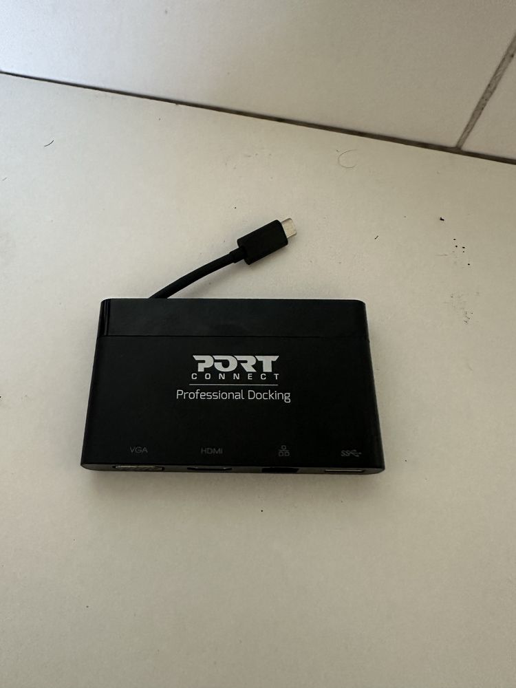 Port Connect USB C to HDMI/VGA and more