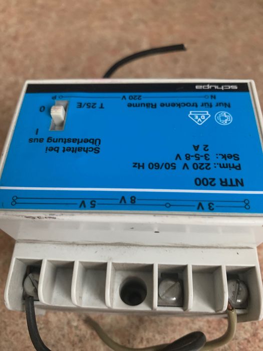 Schupa NTR 200 NTR200 SH97981/ 230/8V 2A 70mm transformator -używany
