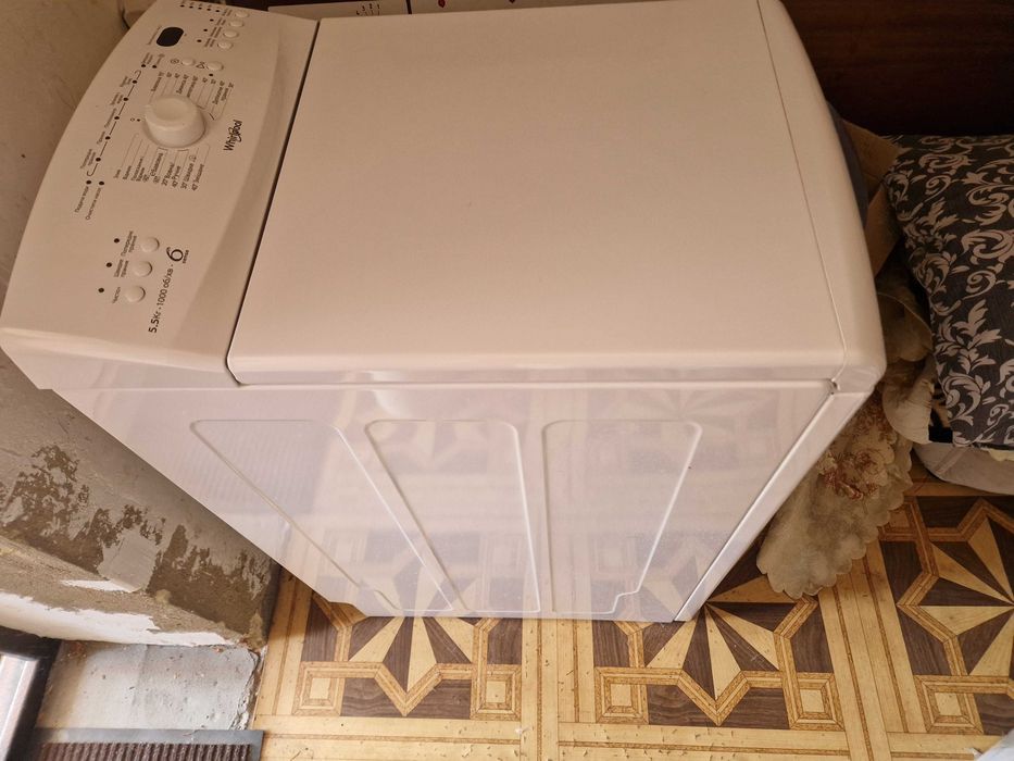 Пральна машина WHIRLPOOL AWE60410