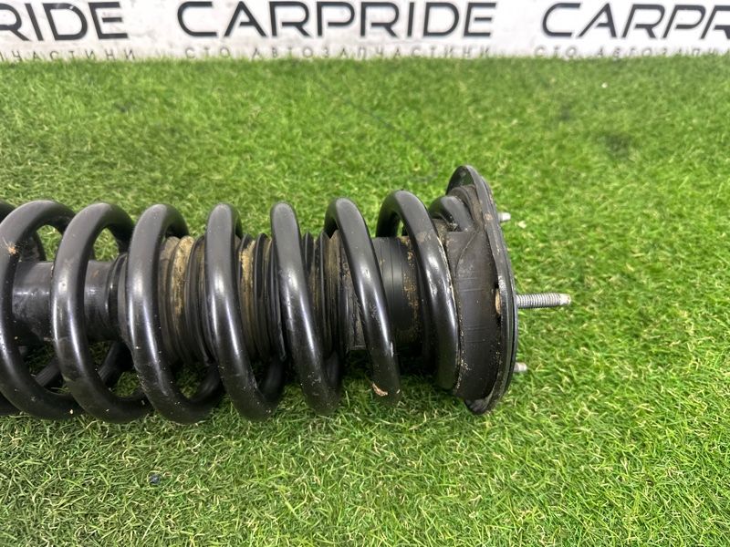 Амортизатор в сборе передний правый Jeep Grand Cherokee WK2 3.0 2014