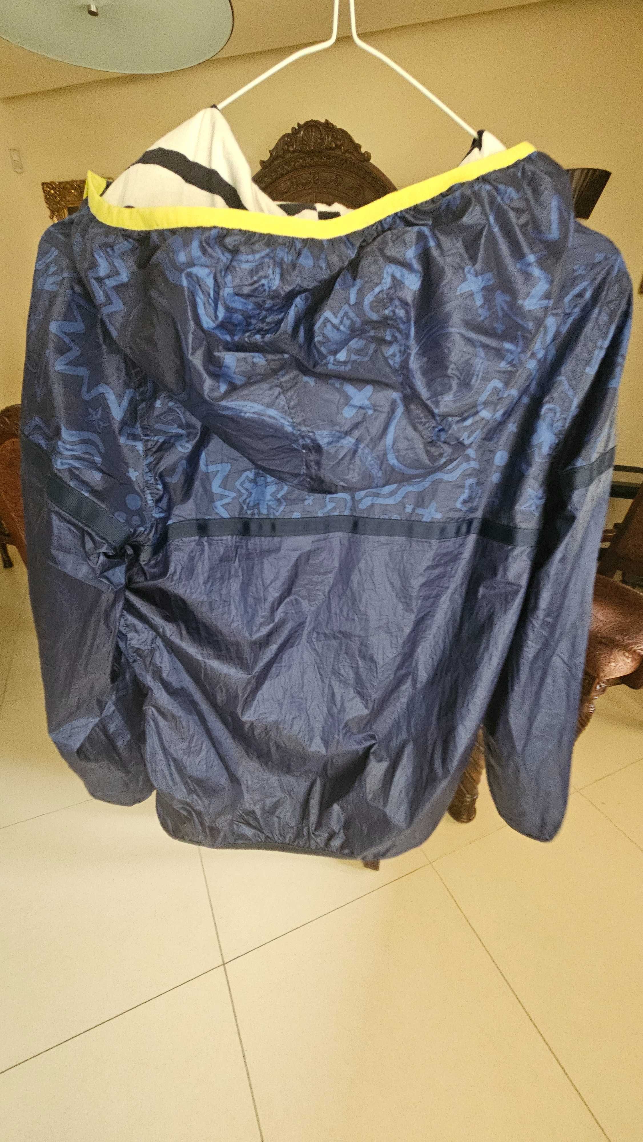 Kurtka wiatrówka Desigual 11-12 lat. 146-152cm