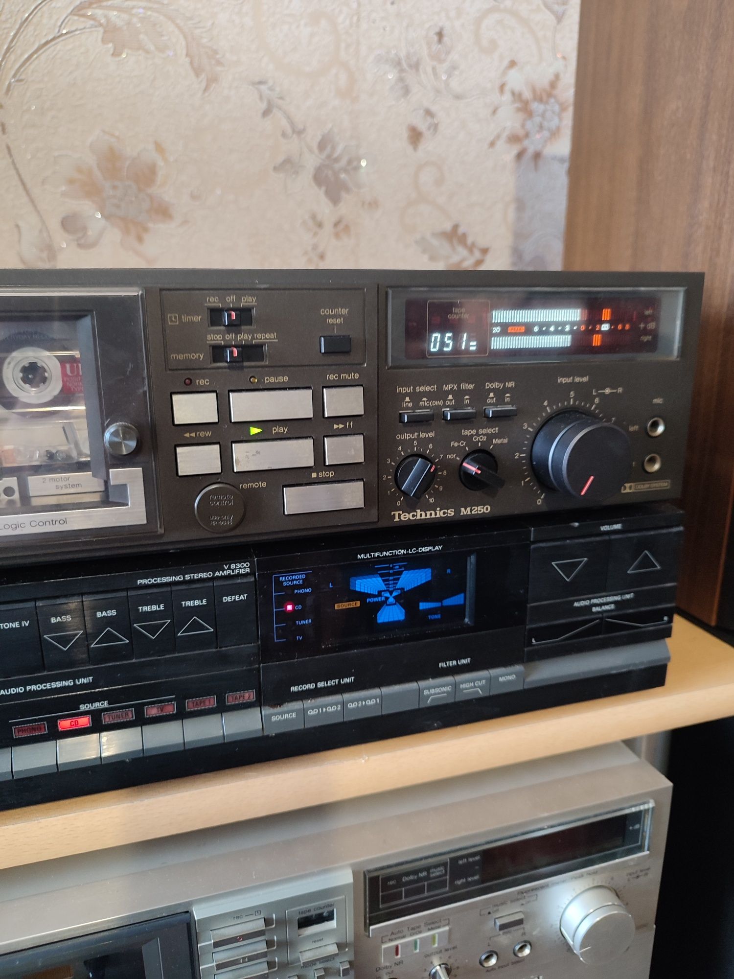 Кассетная дека technics М250