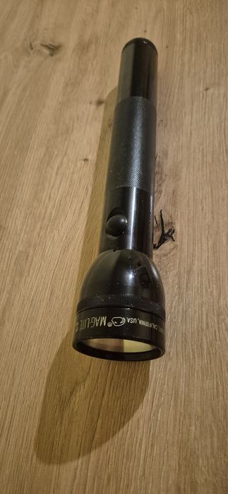 Latarka Mag Lite D3