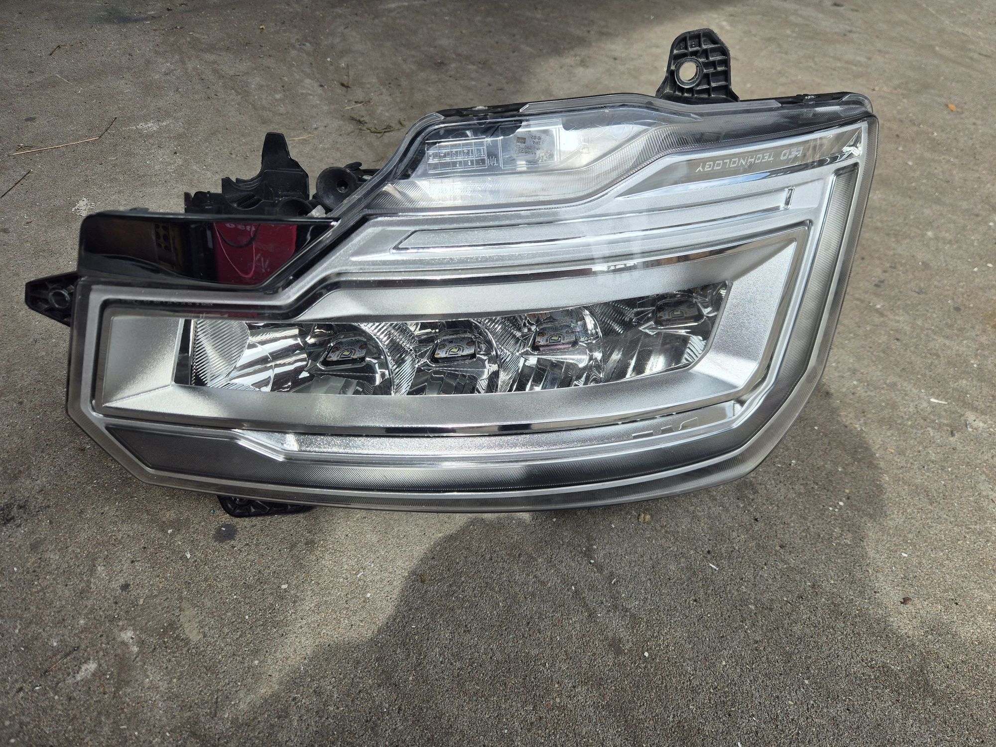 Reflektor led DAF xf xg lewy