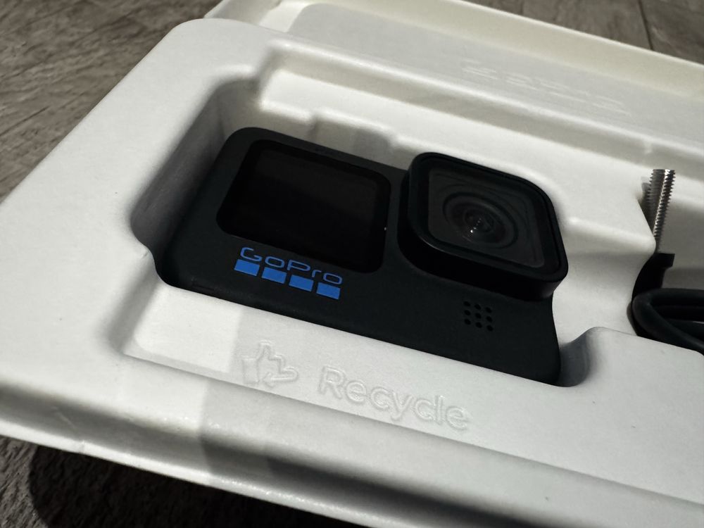 Gopro Hero 11 caly zestaw 3 lata gwarancji