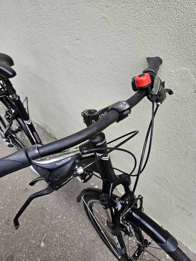 Rower trekkingowy SENSA - CROSS rama 51cm Alivio